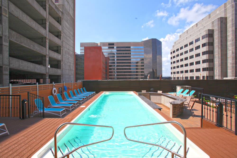 Luxury residential construction with pool - St. Louis